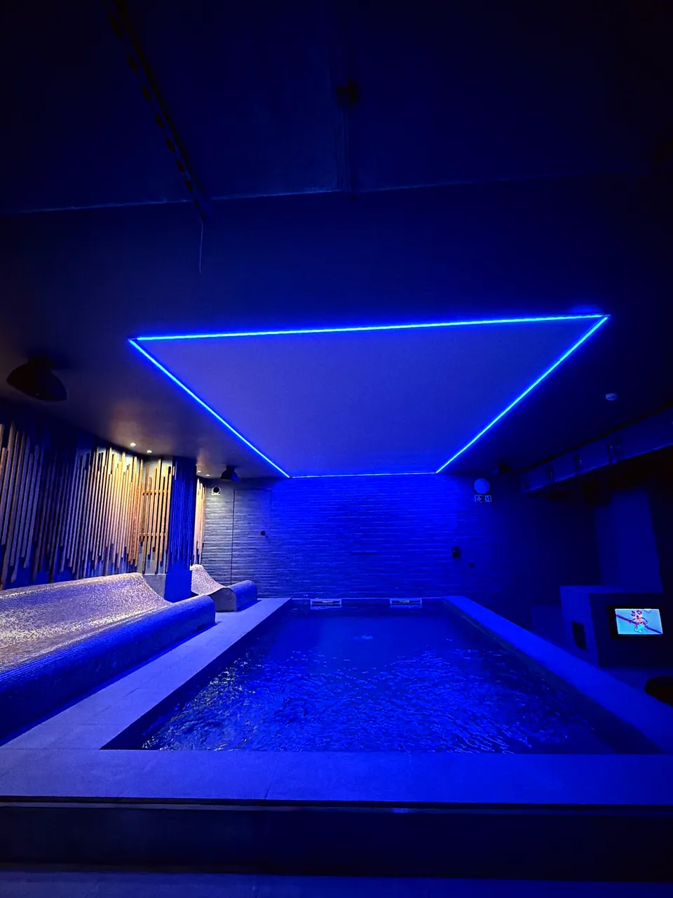 Espace 2 · bleu, photo 7