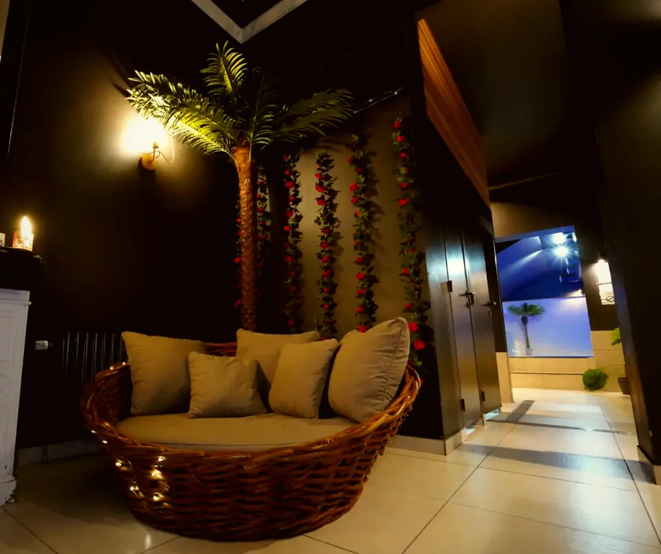 Spa Louise : piscine et jacuzzi privés